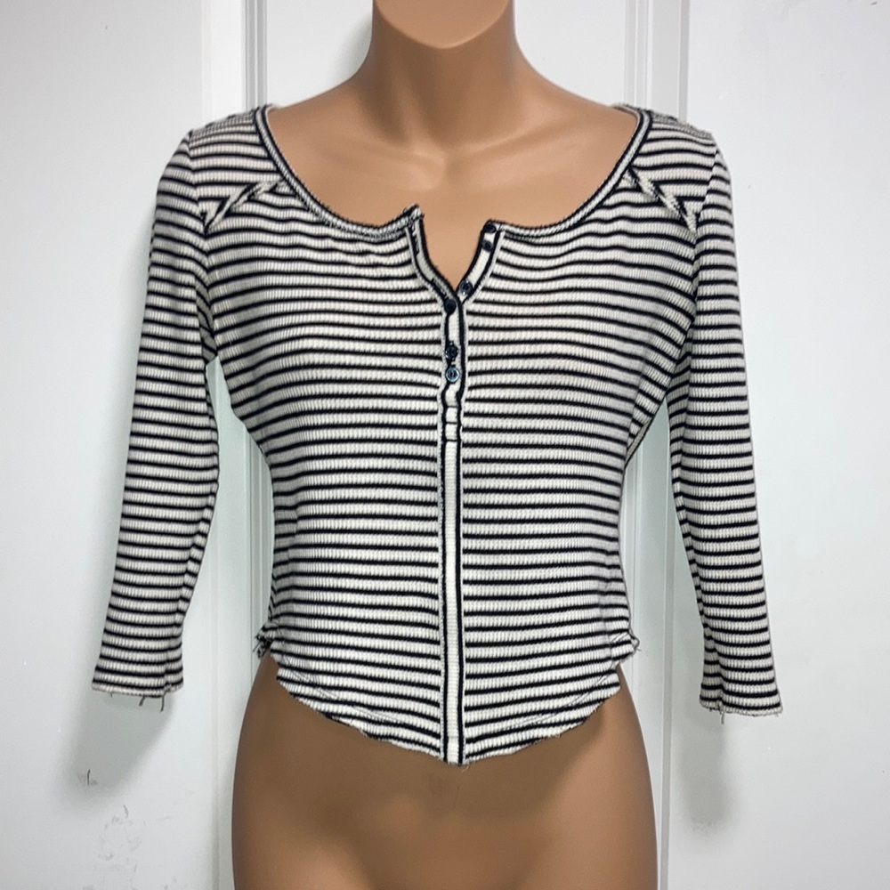 FREE PEOPLE Black & White Cropped Striped Empire Waist Knit Top 3/4 Sleeve XS